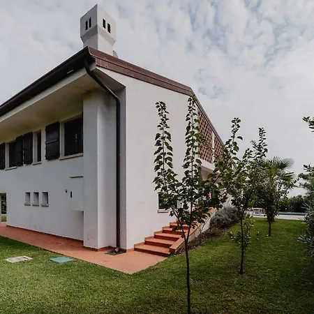 Isabella Villa Albarella Island